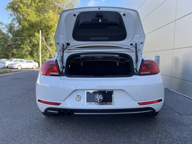 2019 Volkswagen Beetle Convertible S photo 15