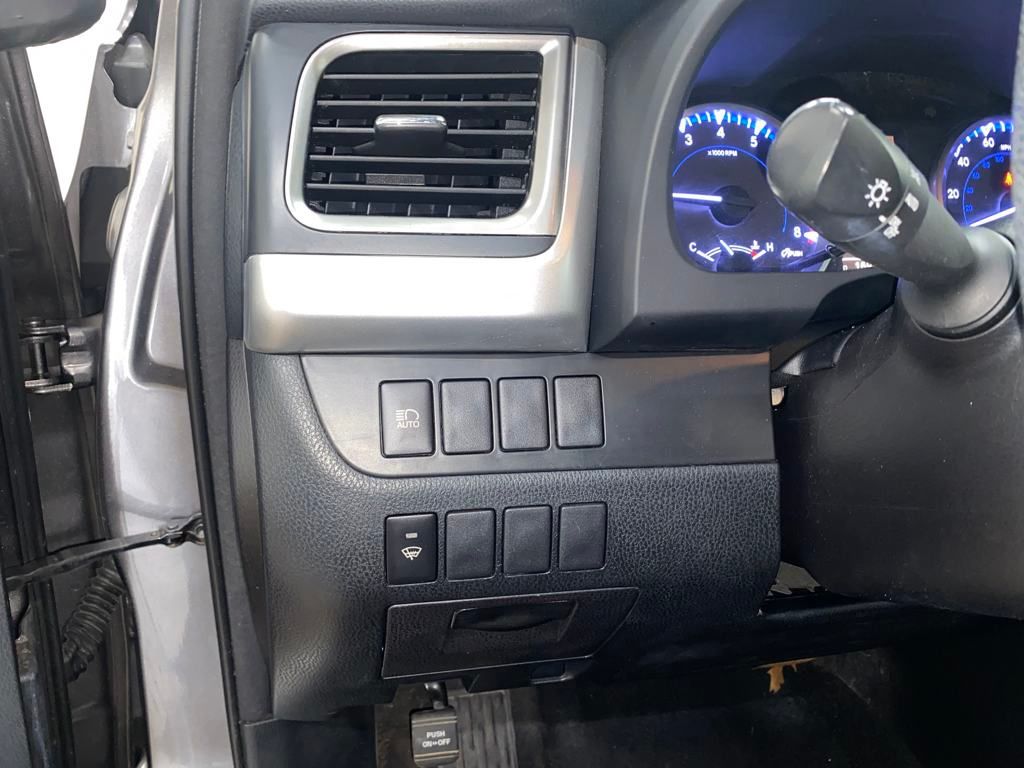 2018 Toyota Highlander LE photo 28