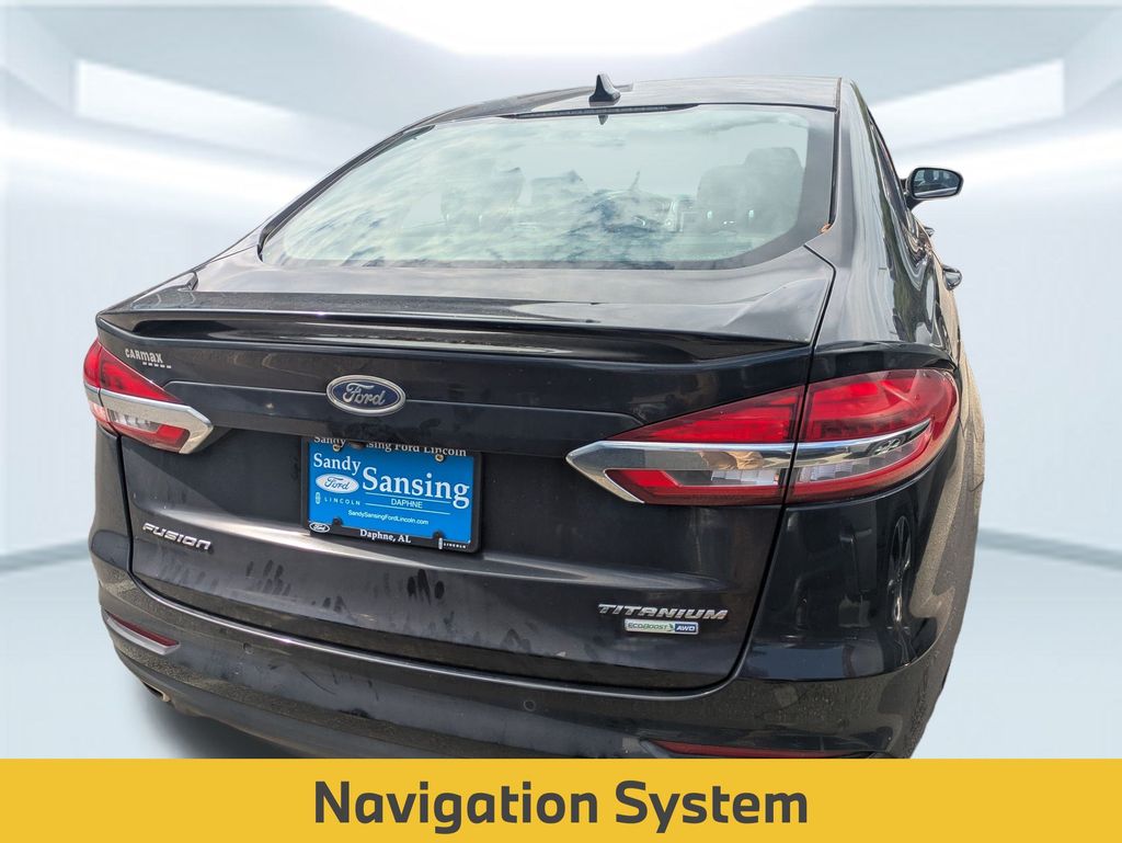 2019 Ford Fusion Titanium photo 3
