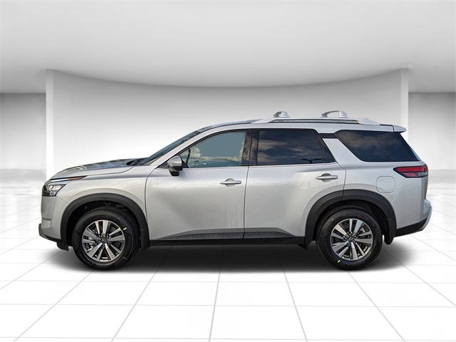 2025 Nissan Pathfinder SL photo 2