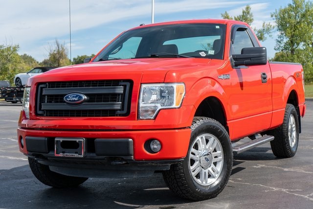 2013 Ford F-150 STX photo 2