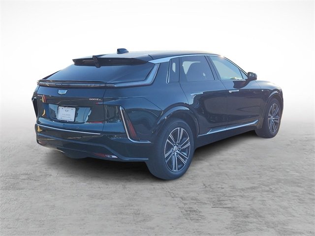 2026 Cadillac Lyriq Luxury photo 4