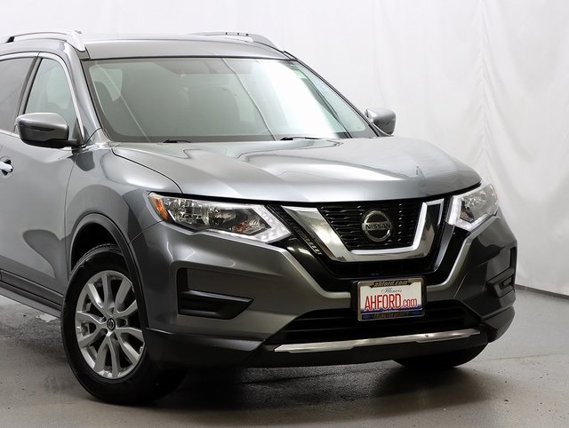 Used 2018 Nissan Rogue SV with VIN KNMAT2MV3JP540383 for sale in Arlington Heights, IL
