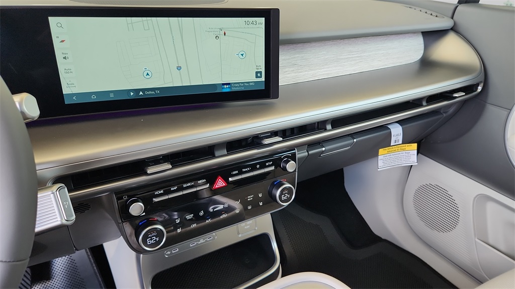 2026 Hyundai Ioniq SEL photo 24