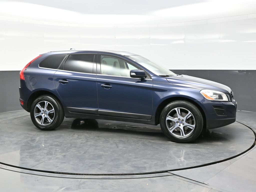 2012 Volvo XC60 T6 Premier Plus photo 8