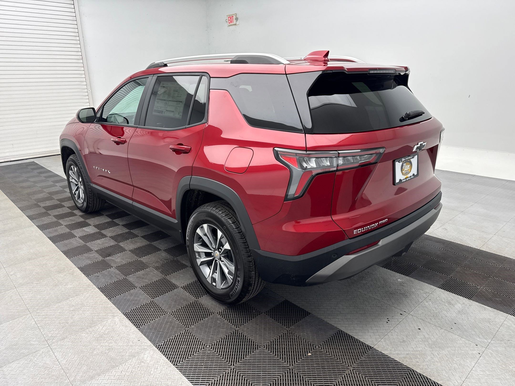2026 Chevrolet Equinox LT photo 2
