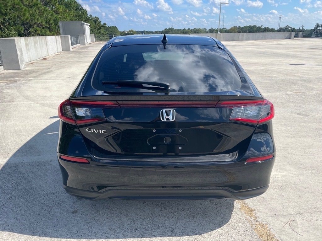 2024 Honda Civic Hatchback LX photo 6