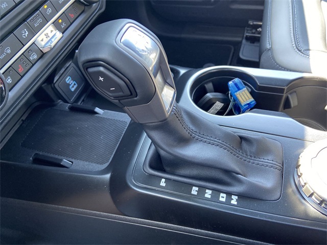 2025 Ford Bronco Outer Banks photo 12