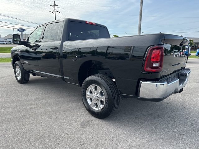2025 Ram 2500 Big Horn photo 6