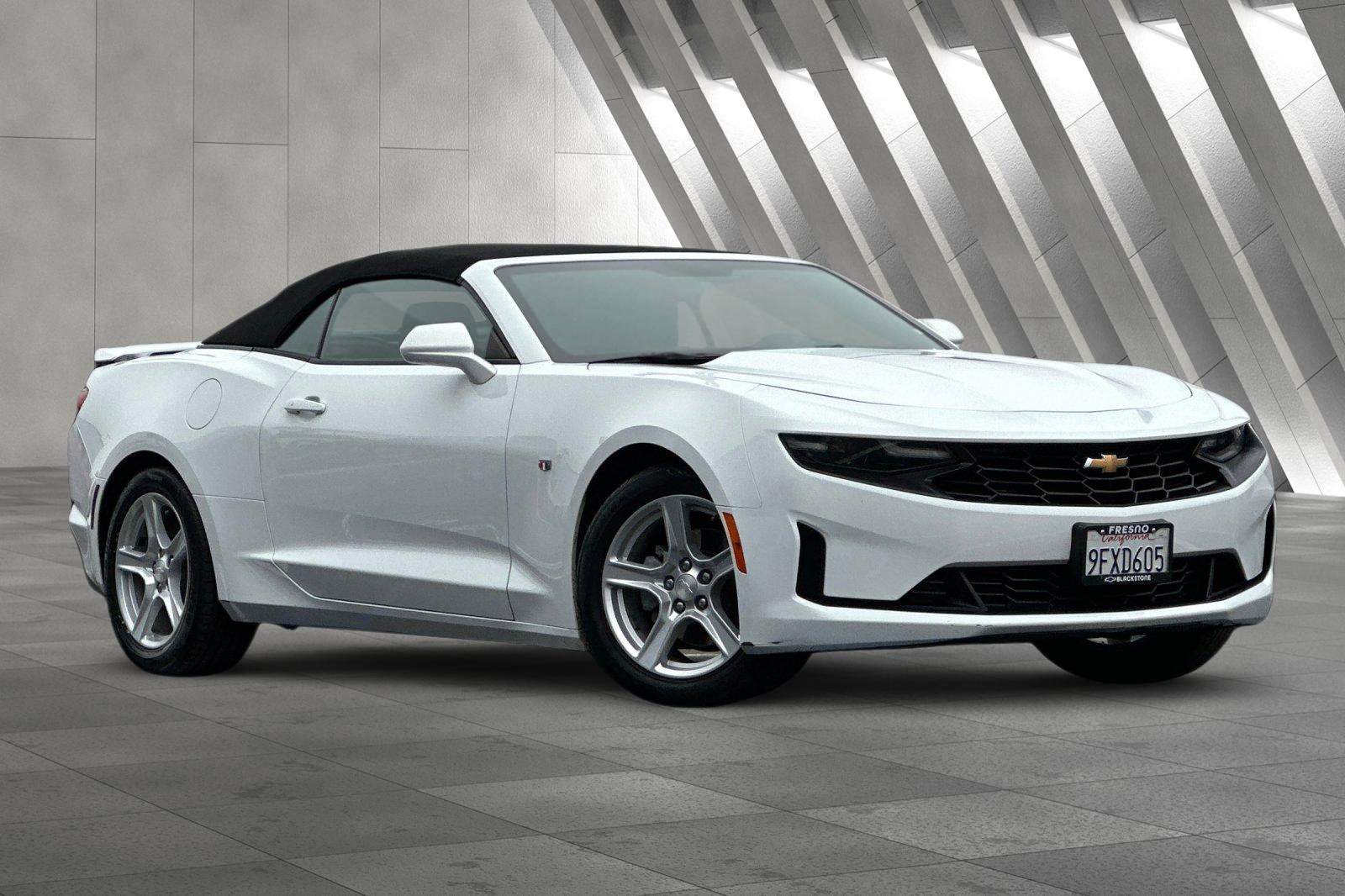 2023 Chevrolet Camaro 1LT's photo