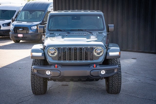 2025 Jeep Gladiator Rubicon photo 2