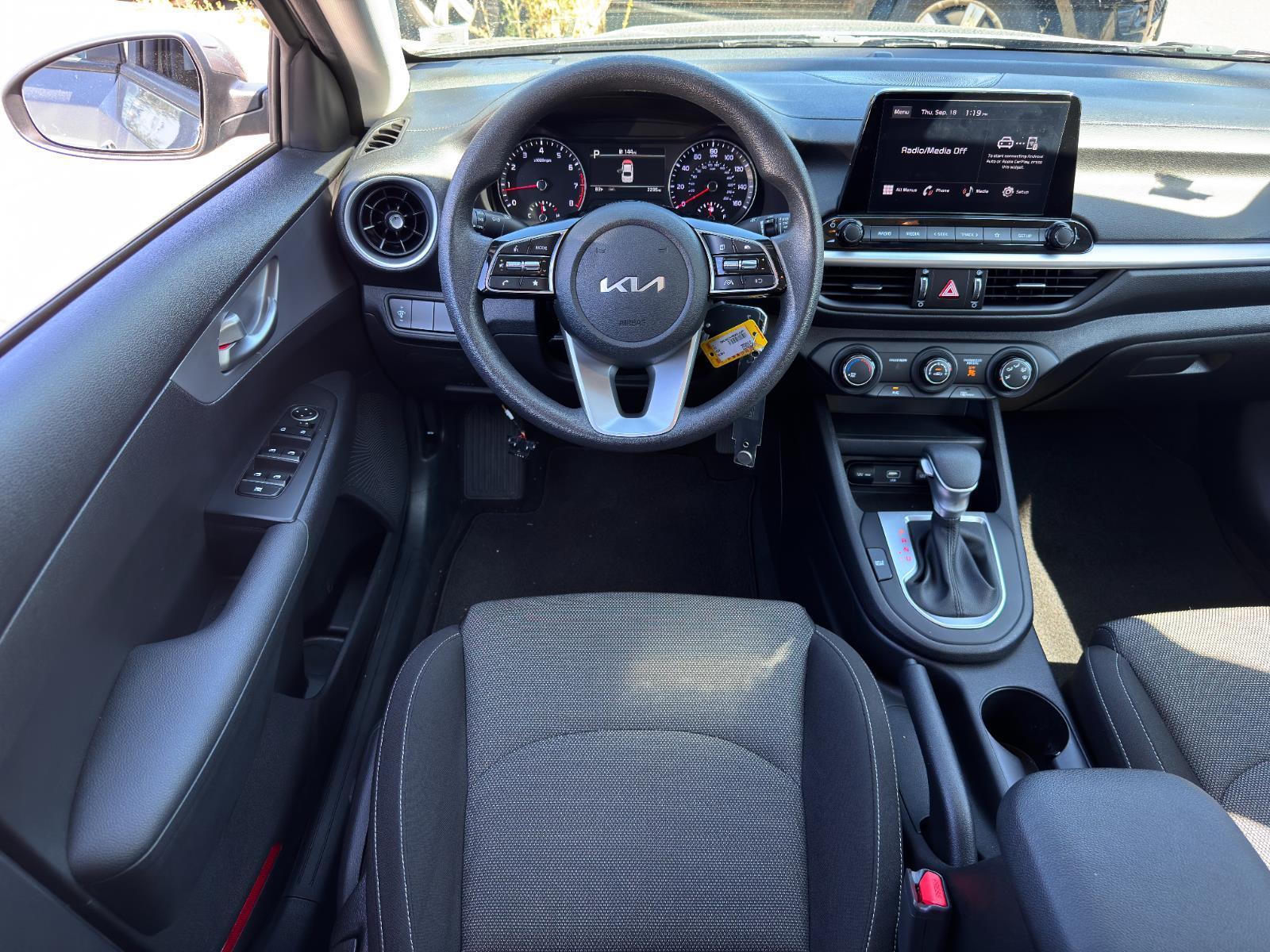 2023 Kia Forte LXS photo 22