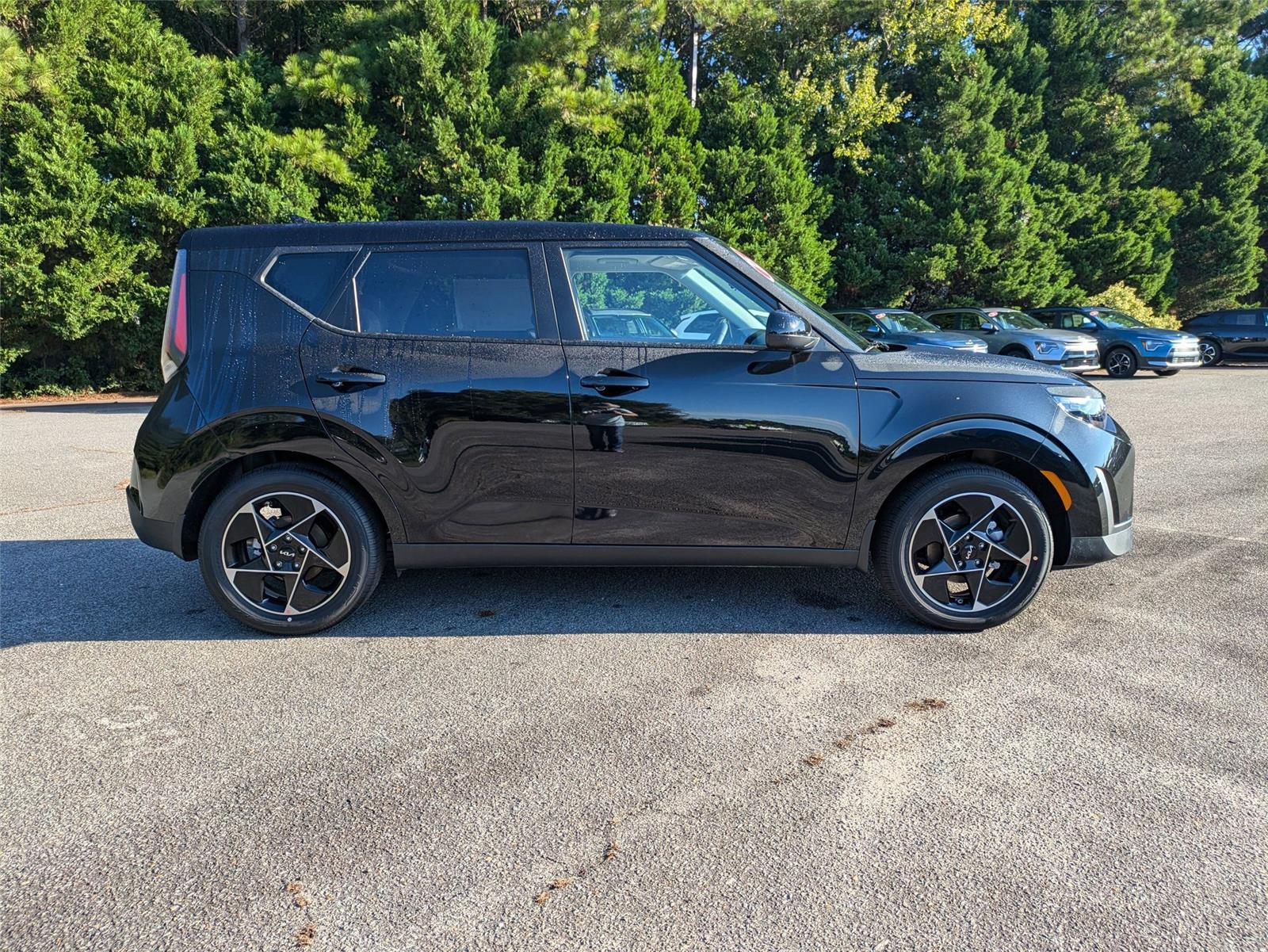 2025 Kia Soul EX photo 4