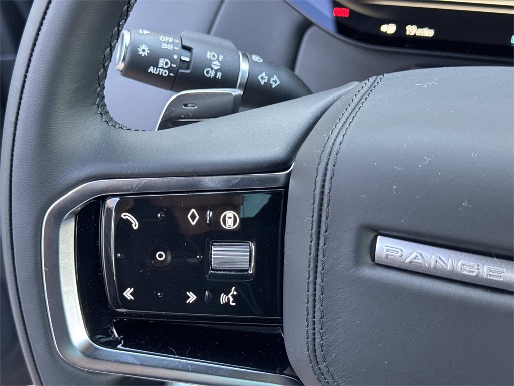 2025 Land Rover Range Rover Sport SE photo 30