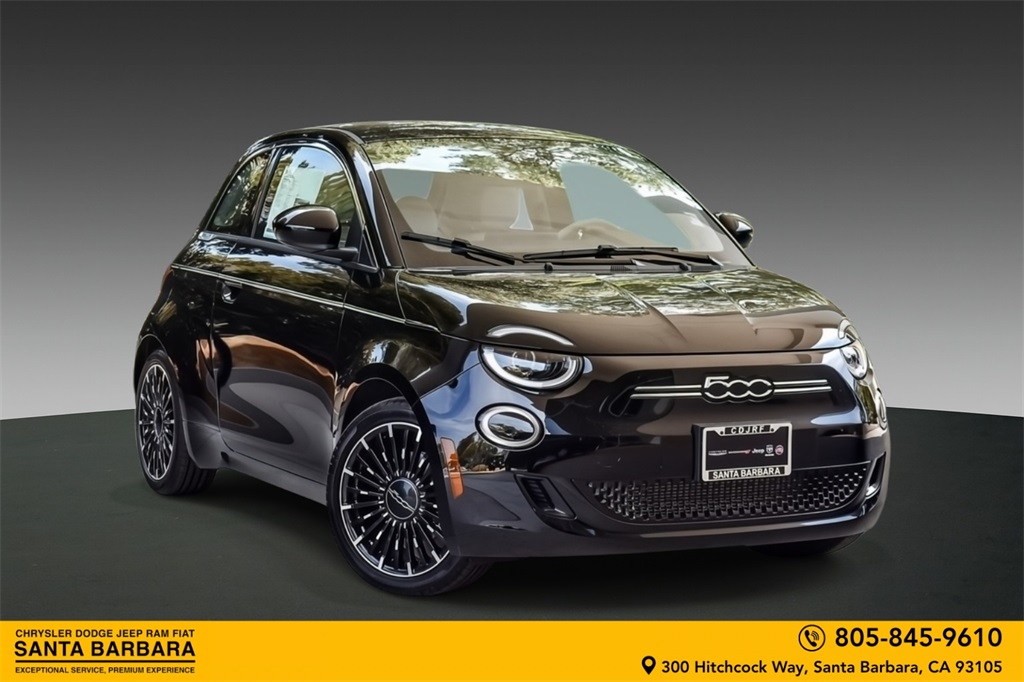 2025 FIAT 500e Base's photo