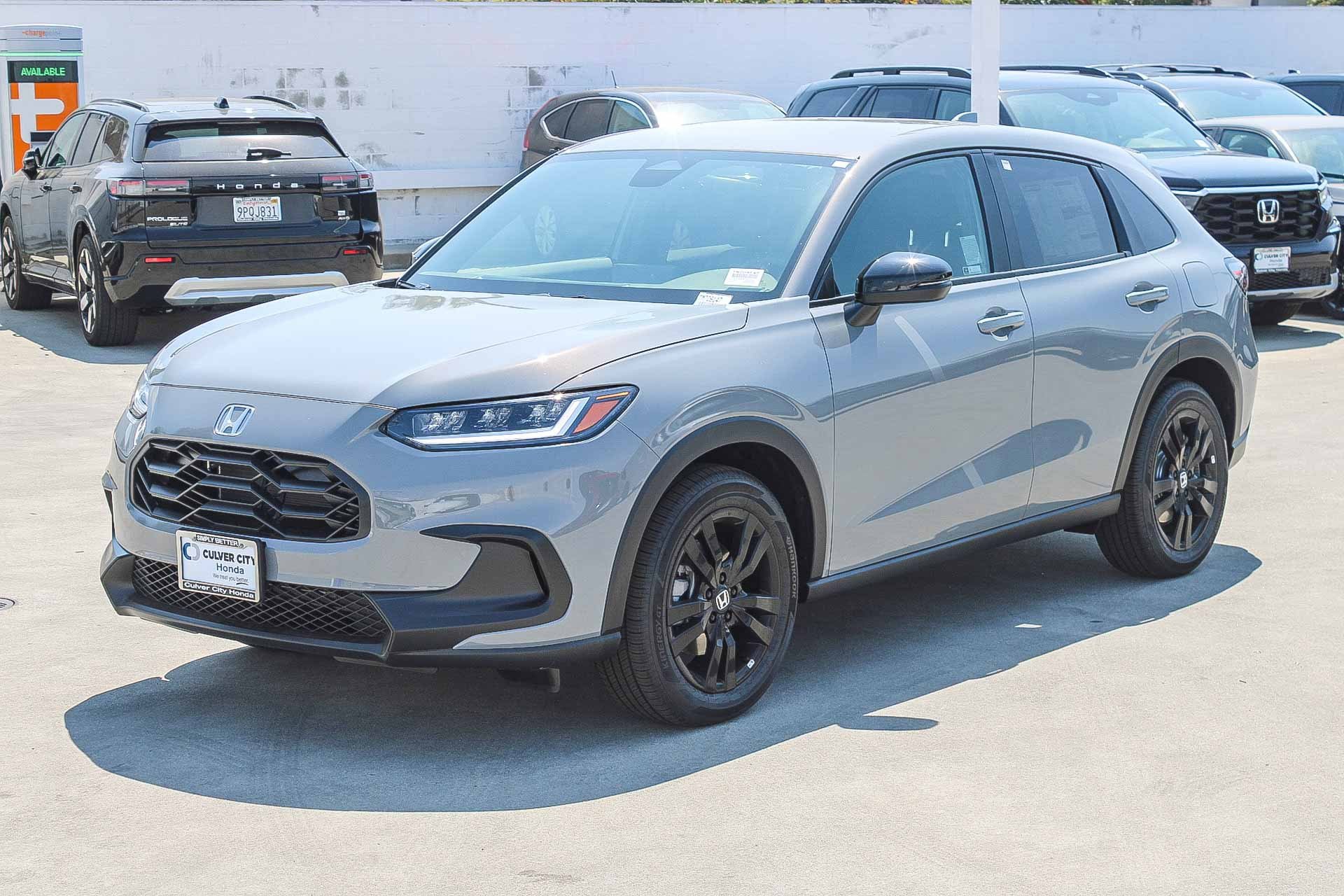 2026 Honda HR-V 2WD Sport photo 2