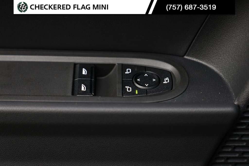 2025 Mini Cooper S Iconic photo 16