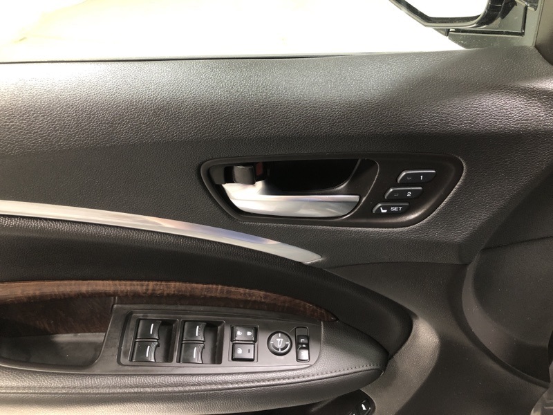 2020 Acura MDX SH-AWD photo 23