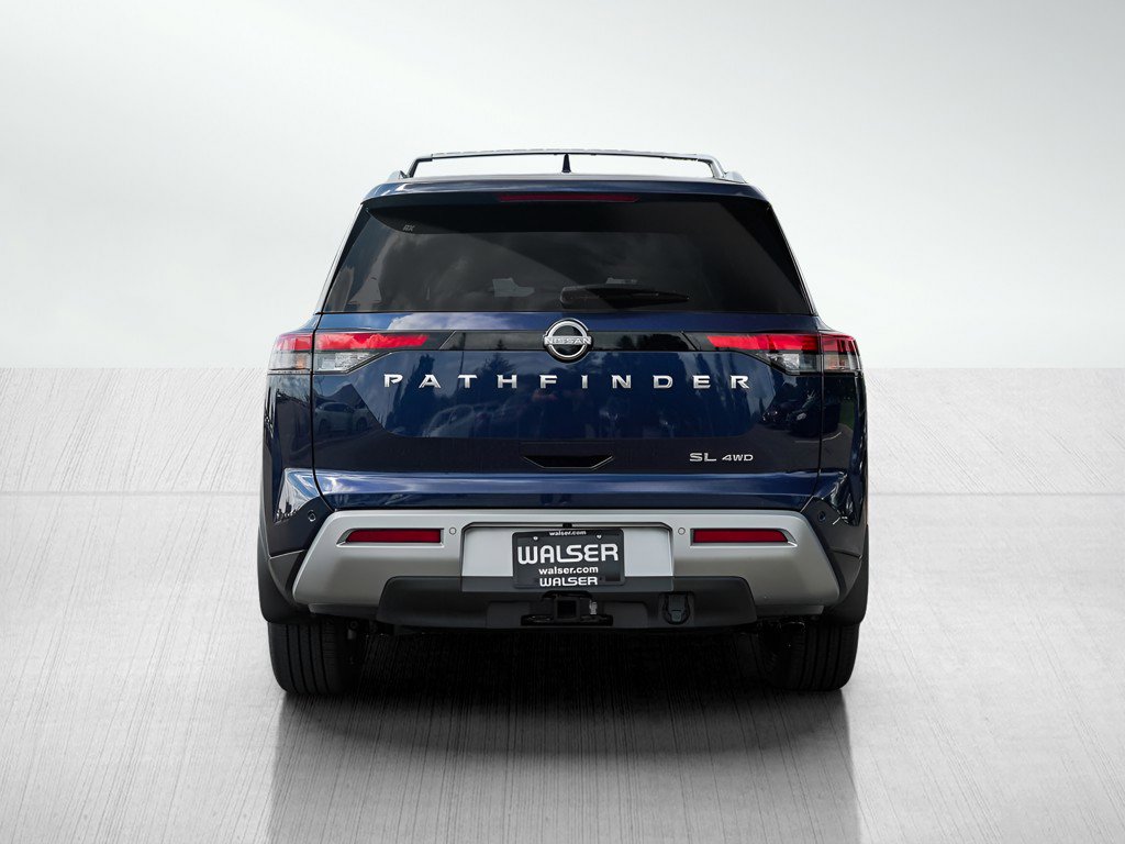 2025 Nissan Pathfinder SL photo 4