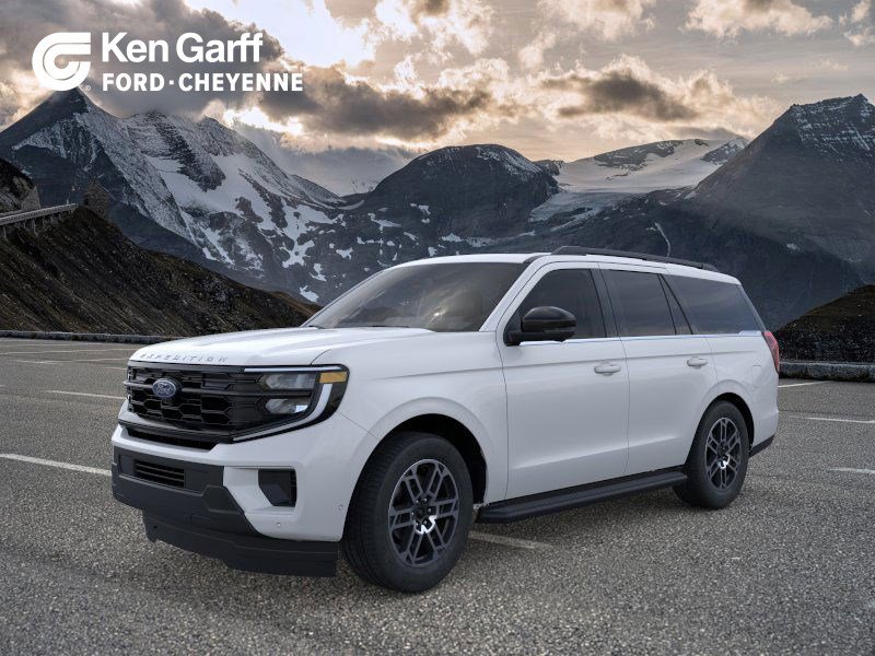 2025 Ford Expedition Active's photo