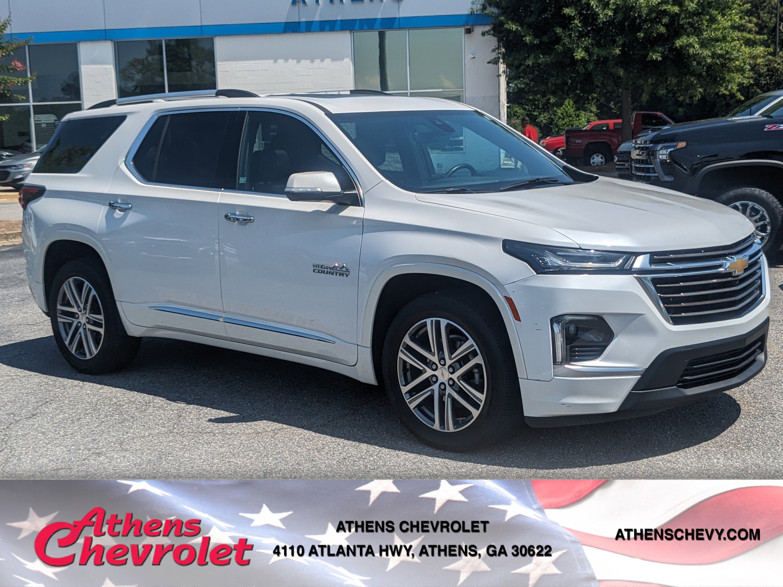 2023 Chevrolet Traverse High Country's photo