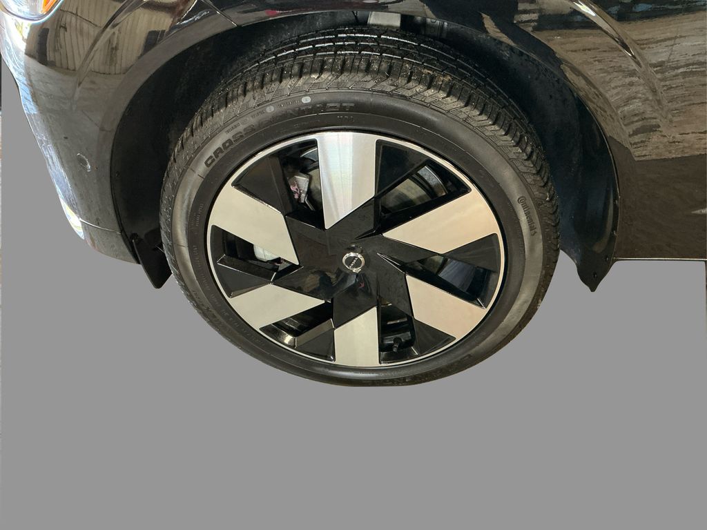 2025 Volvo XC60 Hybrid T8 Plus photo 16