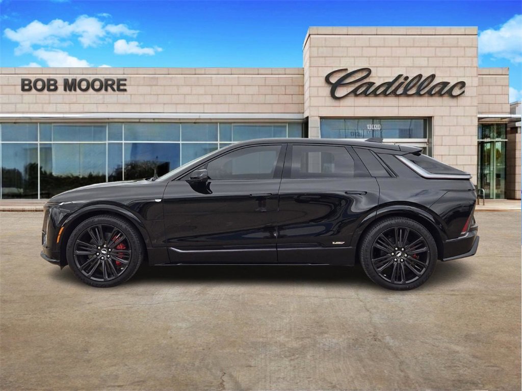 2026 Cadillac Lyriq photo 4