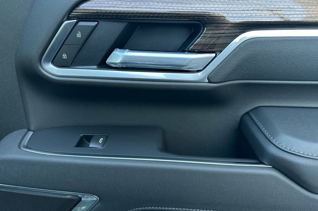 2026 Chevrolet Silverado 2500HD LT photo 19
