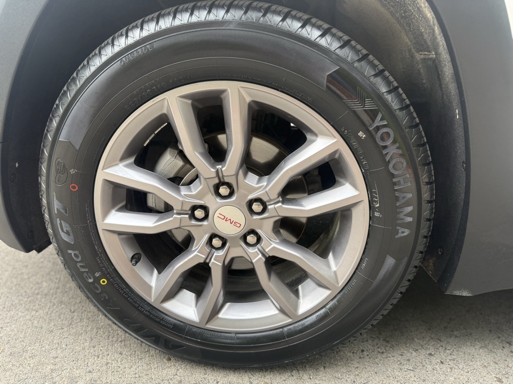 2024 Gmc Terrain SLT photo 8