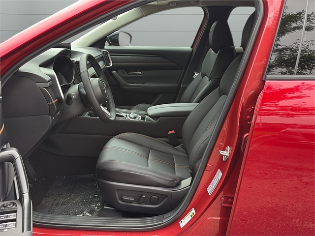 2025 Mazda CX-50 Premium photo 9