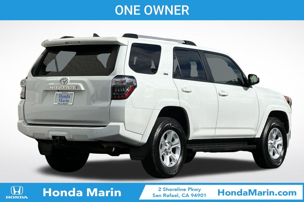 2024 Toyota 4Runner SR5 photo 3