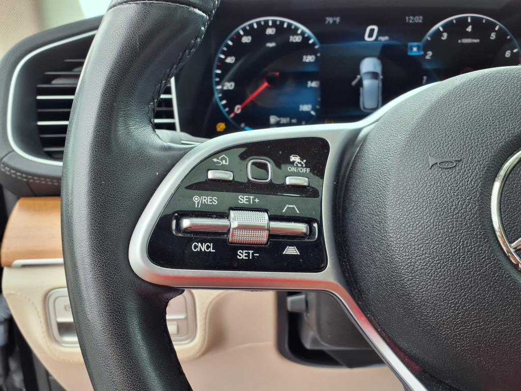 2022 Mercedes Benz GLE 350 4MATIC photo 4