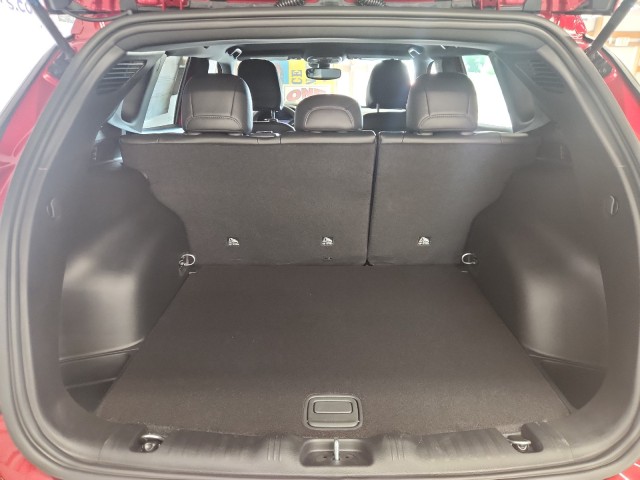 2025 Jeep Compass Latitude photo 3