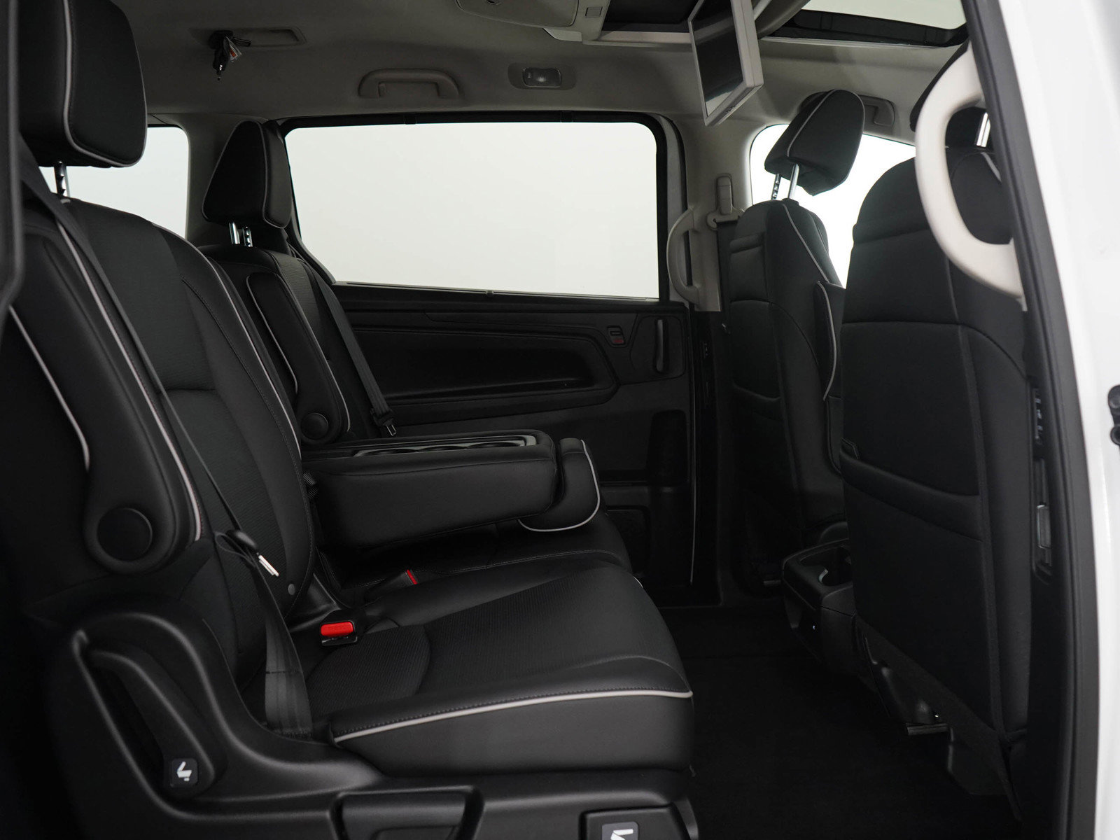 2025 Honda Odyssey Elite photo 11