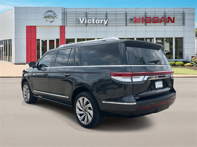 2022 Lincoln Navigator L Reserve photo 5