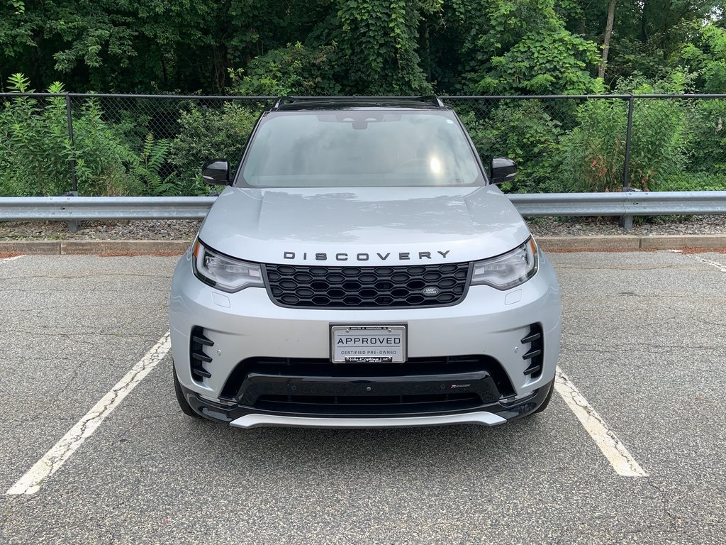 2023 Land Rover Discovery S R-Dynamic photo 2