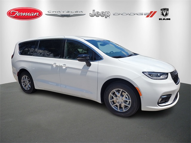 2025 Chrysler Pacifica Select's photo