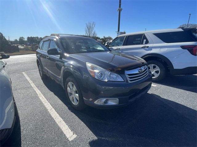 2012 Subaru Outback Base's photo