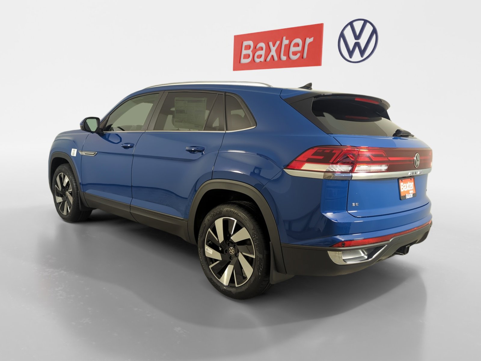 2025 Volkswagen Atlas Cross Sport SE Technology photo 2