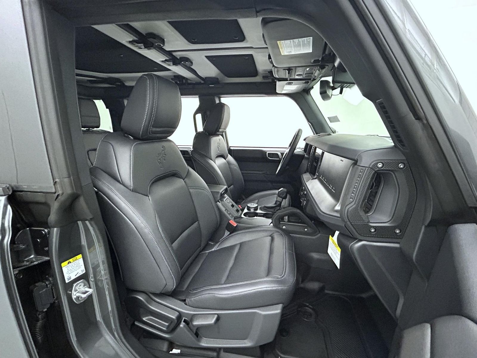2025 Ford Bronco Badlands photo 15