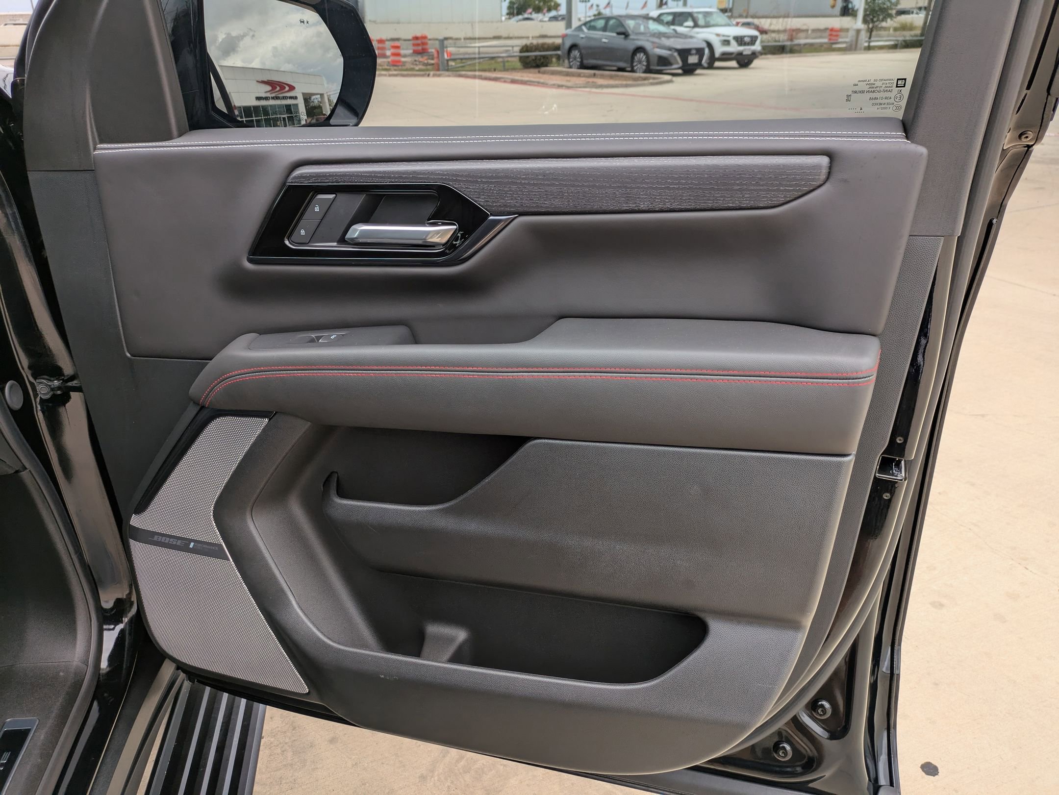 2025 Gmc Yukon AT4 Ultimate photo 30
