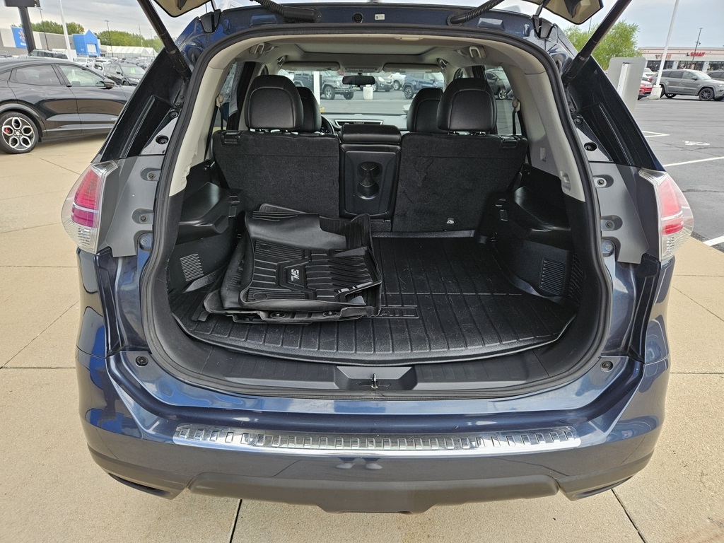 2016 Nissan Rogue SL photo 9