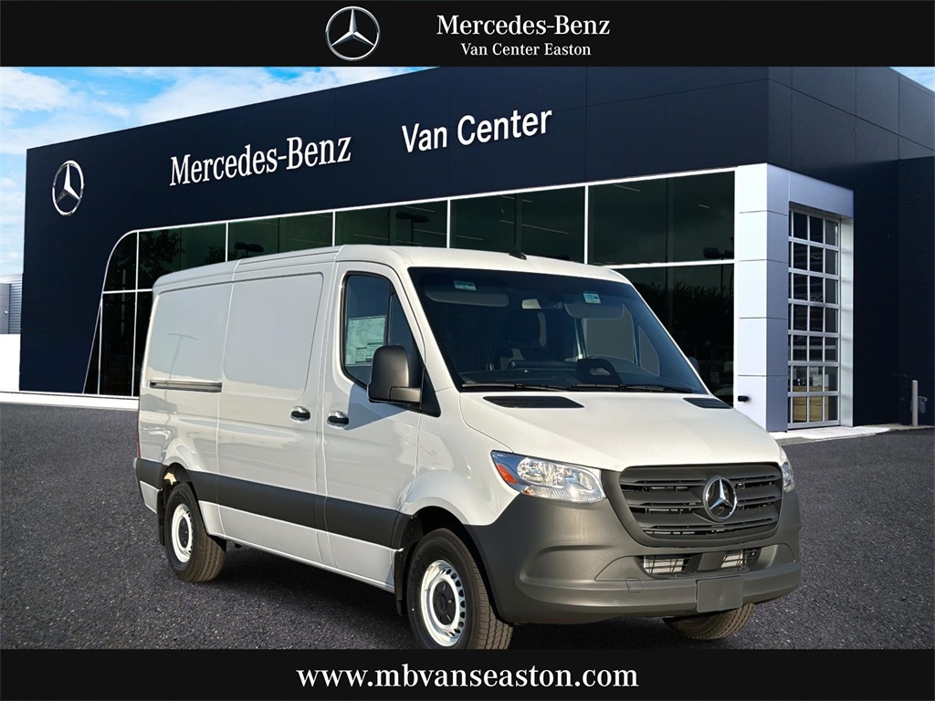 2026 Mercedes-Benz Sprinter Cargo Van Base's photo