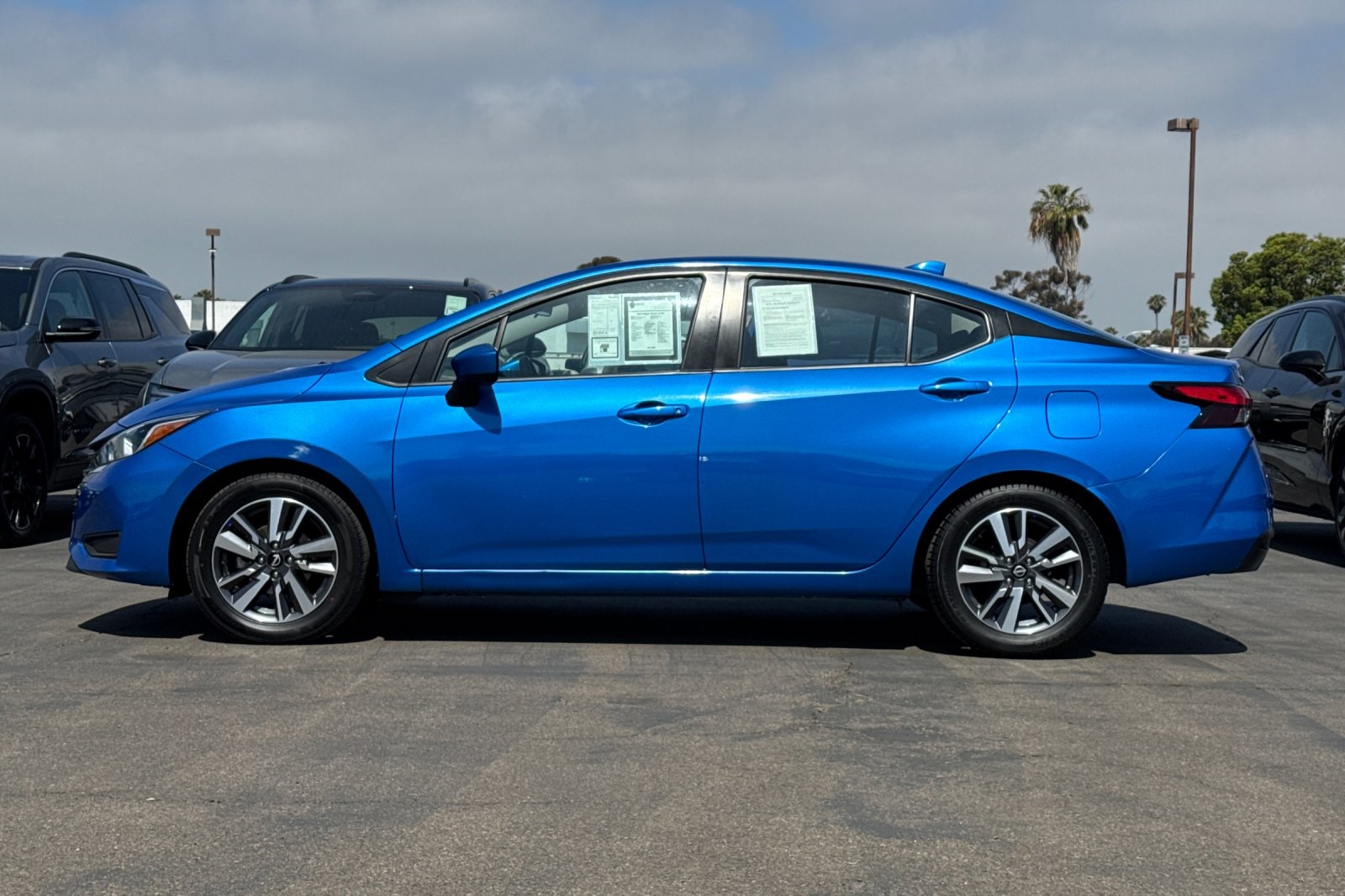 2023 Nissan Versa 1.6 SV photo 7