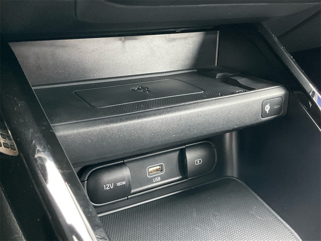 2024 Kia Forte GT-Line photo 25