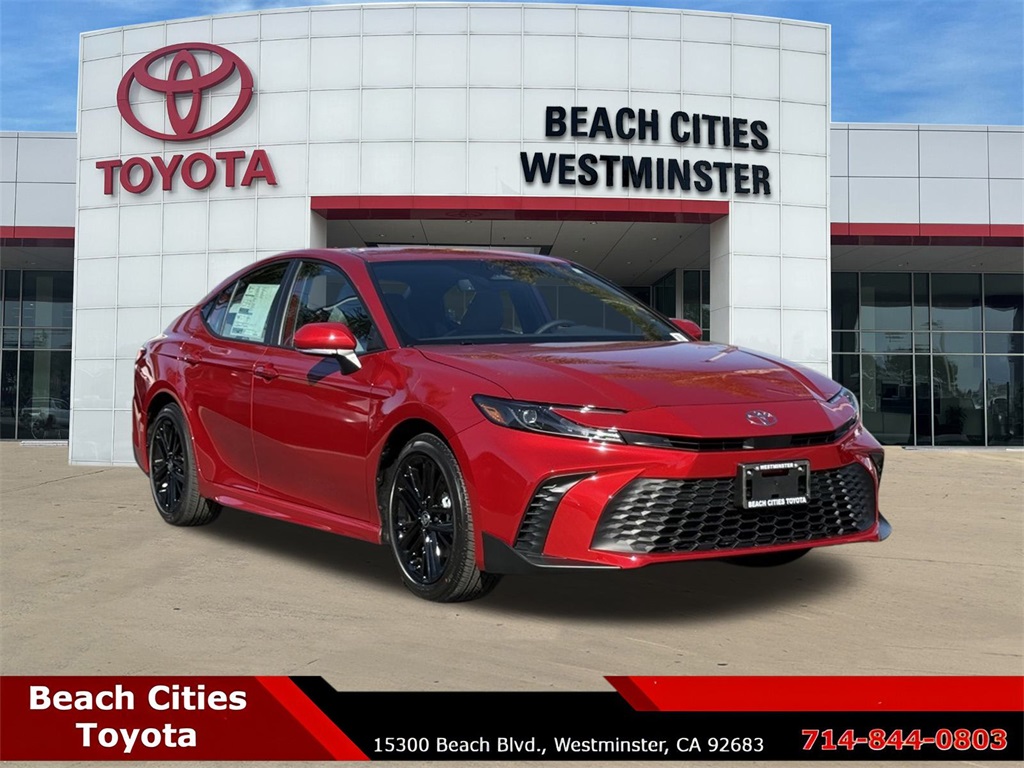 2026 Toyota Camry SE's photo