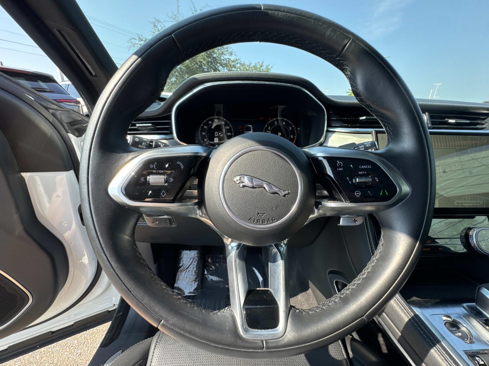 2024 Jaguar F-PACE P250 R-Dynamic S photo 18