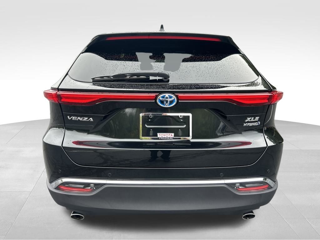 2022 Toyota Venza XLE photo 4