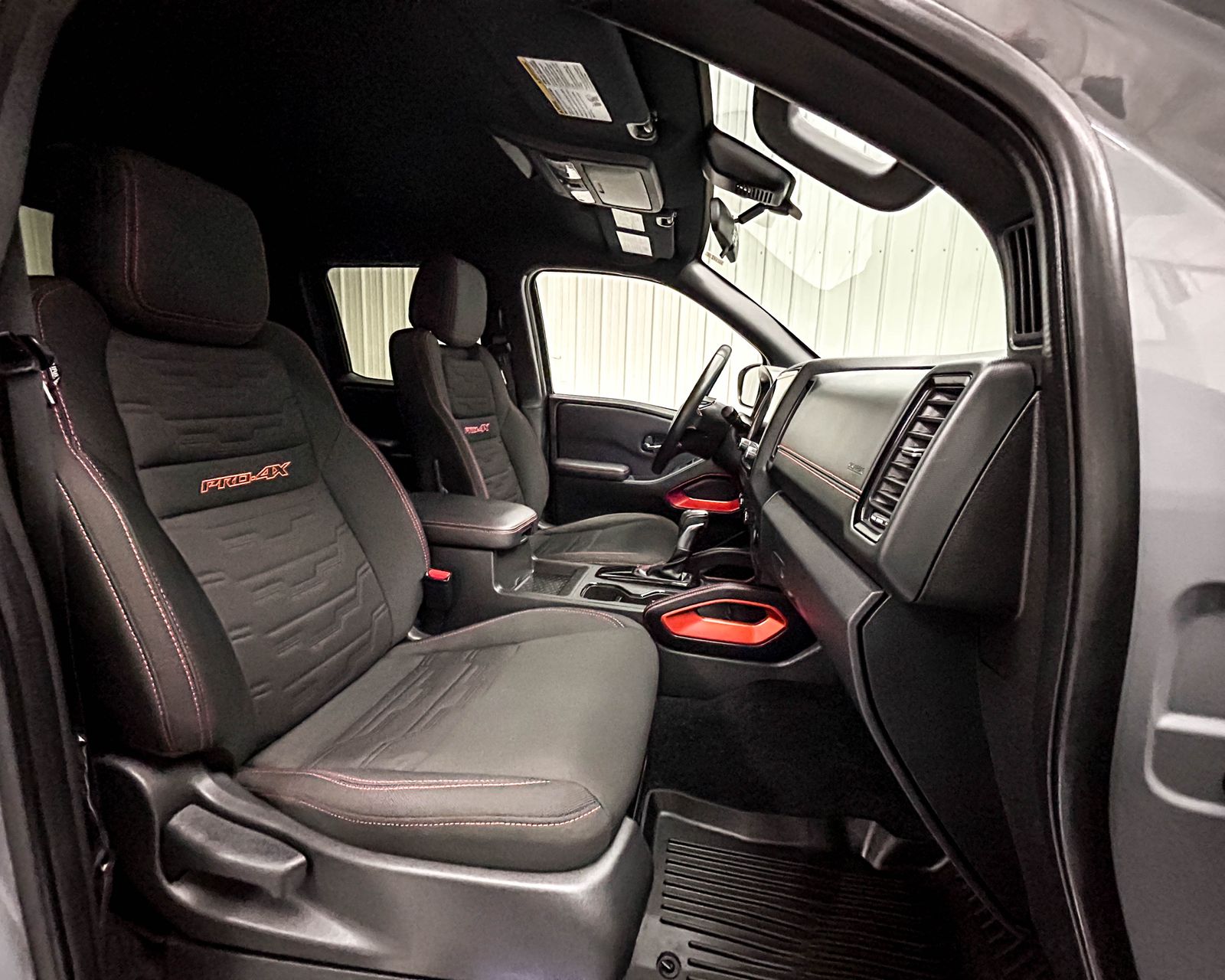 2023 Nissan Frontier PRO-4X photo 14