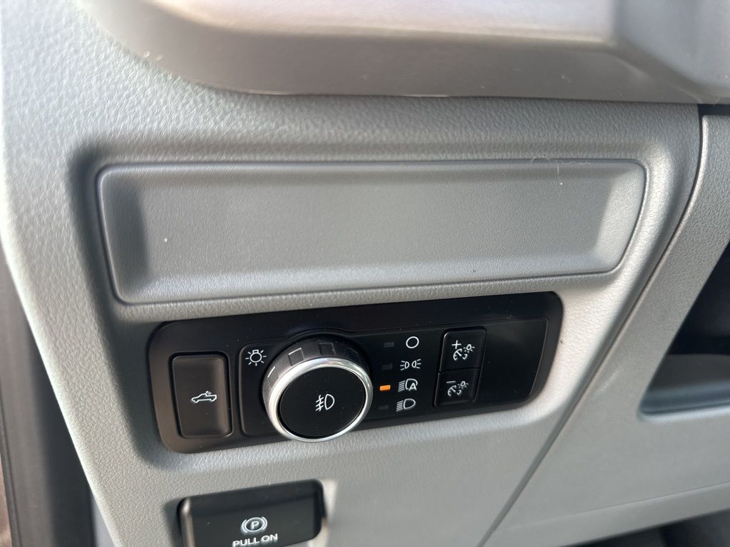 2023 Ford F-150 XLT photo 7